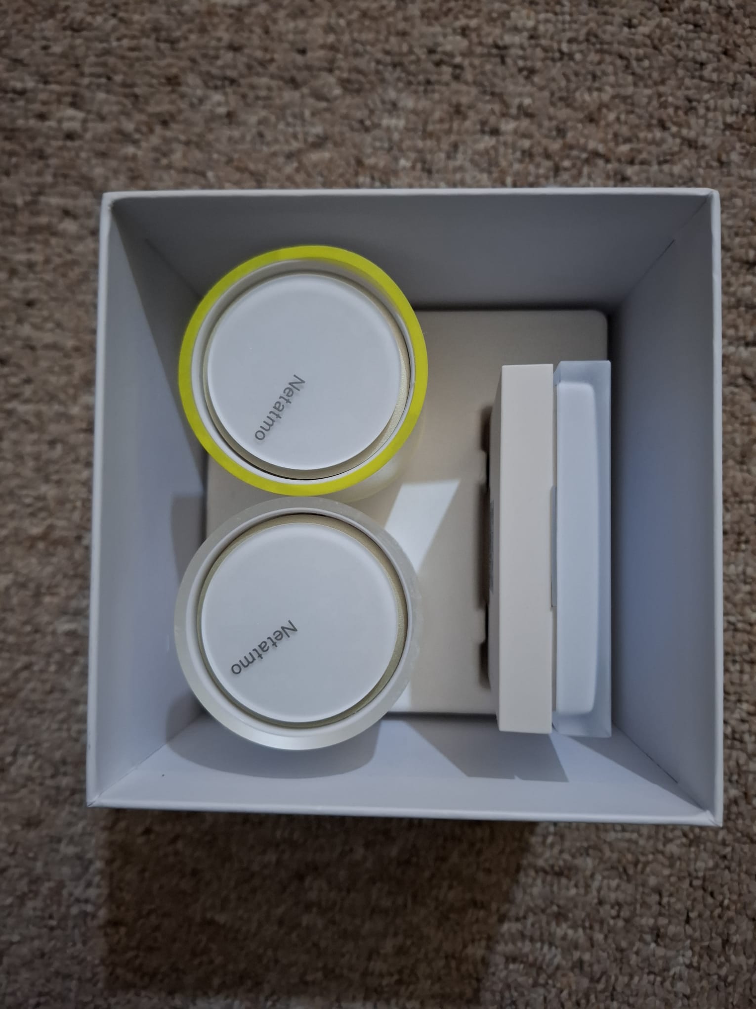 Pachet de pornire Netatmo - Valvă termostatică inteligentă pentru calorifer