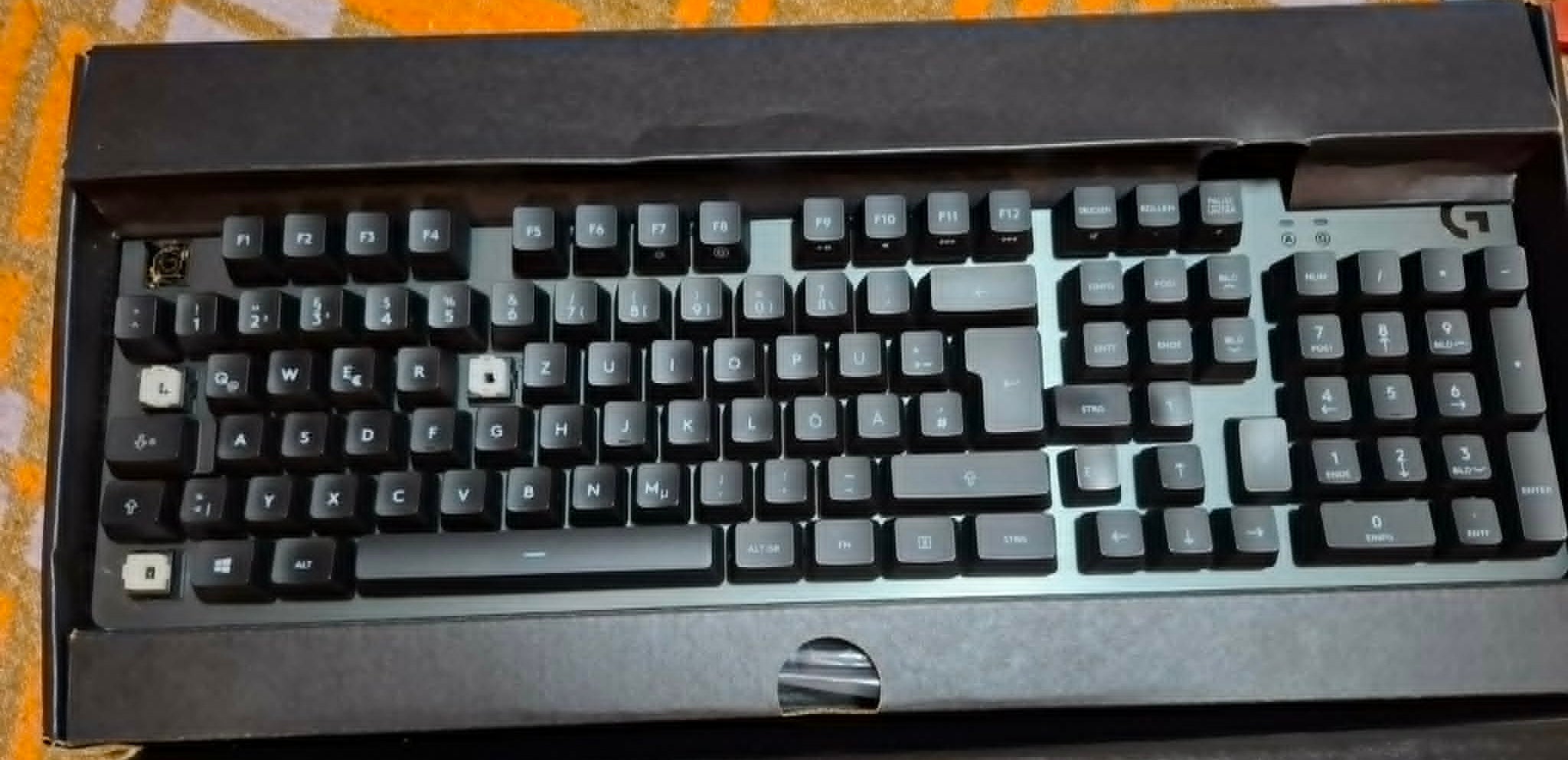Tastatura Logitech G413 Carbon