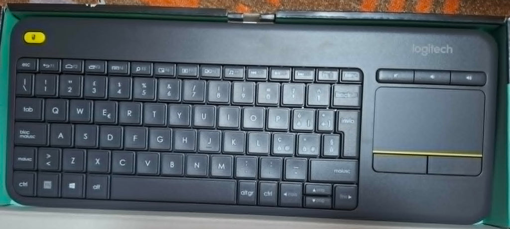 Tastatura Logitech Media k400 Plus