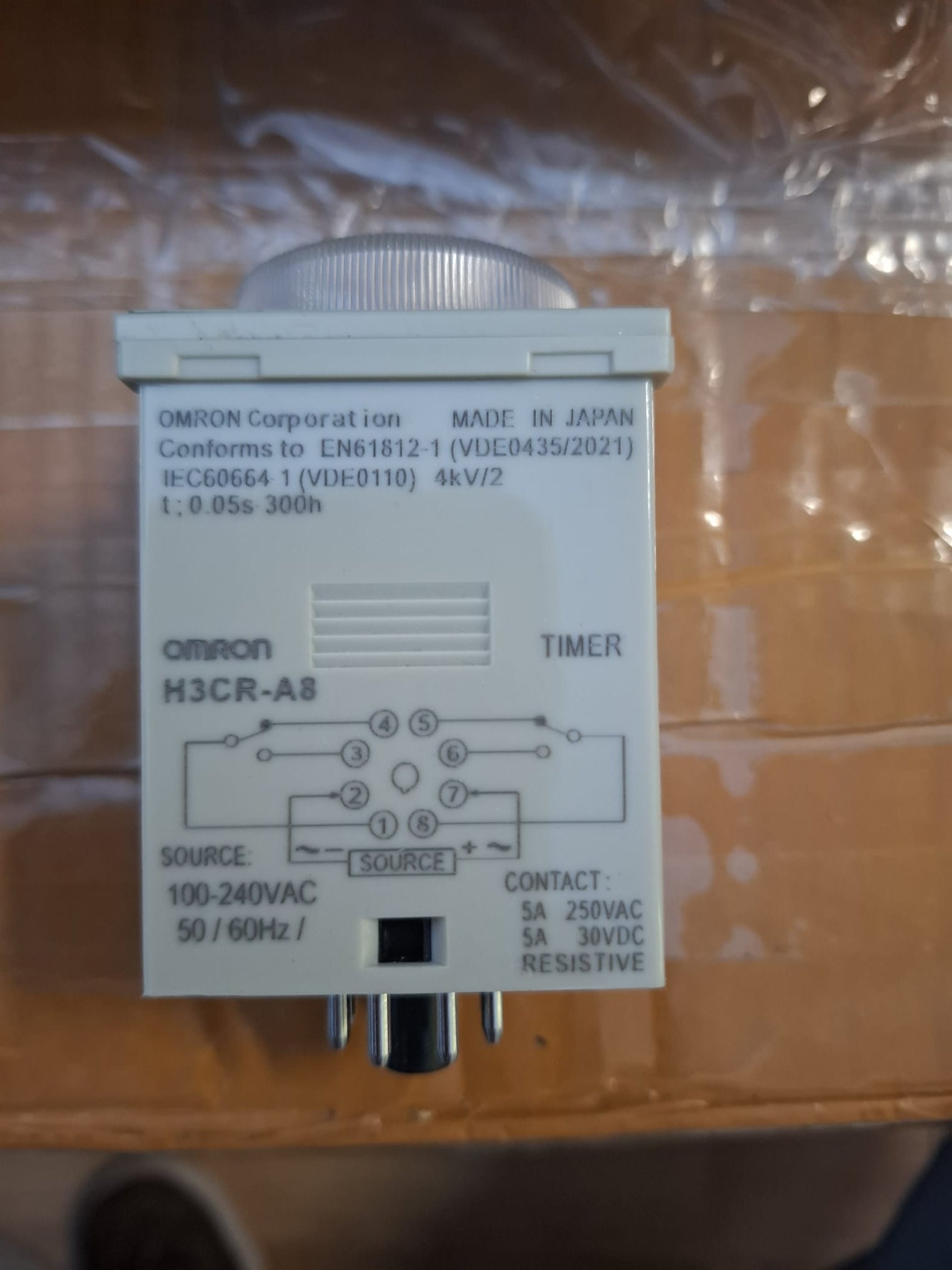 Releu de Timp Temporizator Omron H3CR-A8 100-240VAC 8 Pini