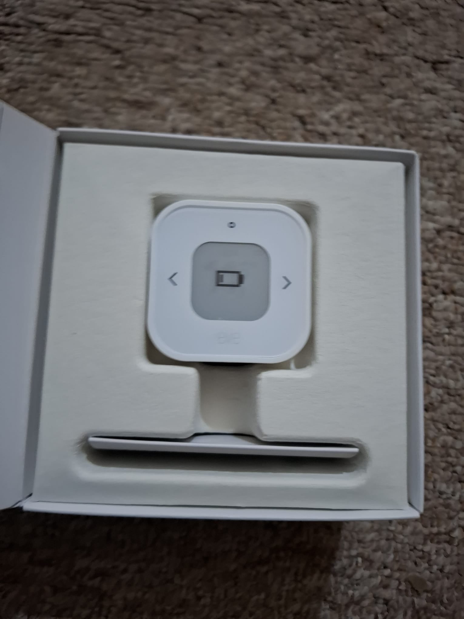 Eve Thermo Control (Matter) – Senzor și controler de temperatură pentru Eve Thermo (Matter)