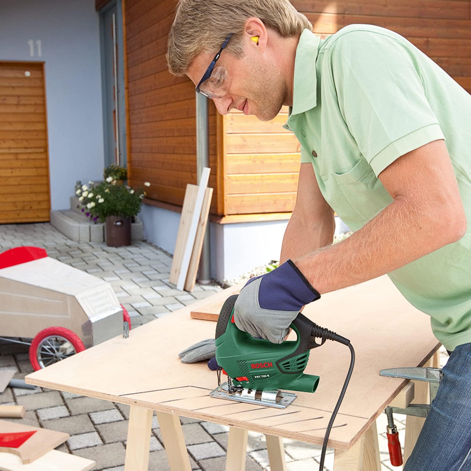 Bosch Fierăstrău pendular electric PST 700 E