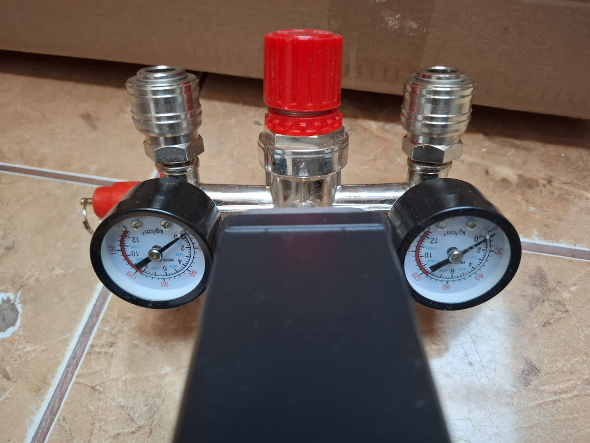 Presostat cu regulator de presiune 230V Technic PL-230