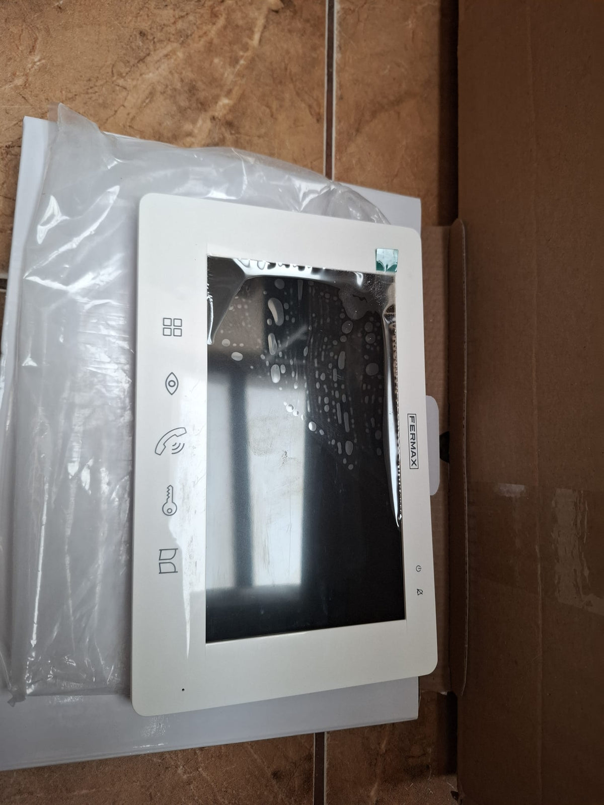 Kit videointerfon color Fermax SEE-U 7" (1391)