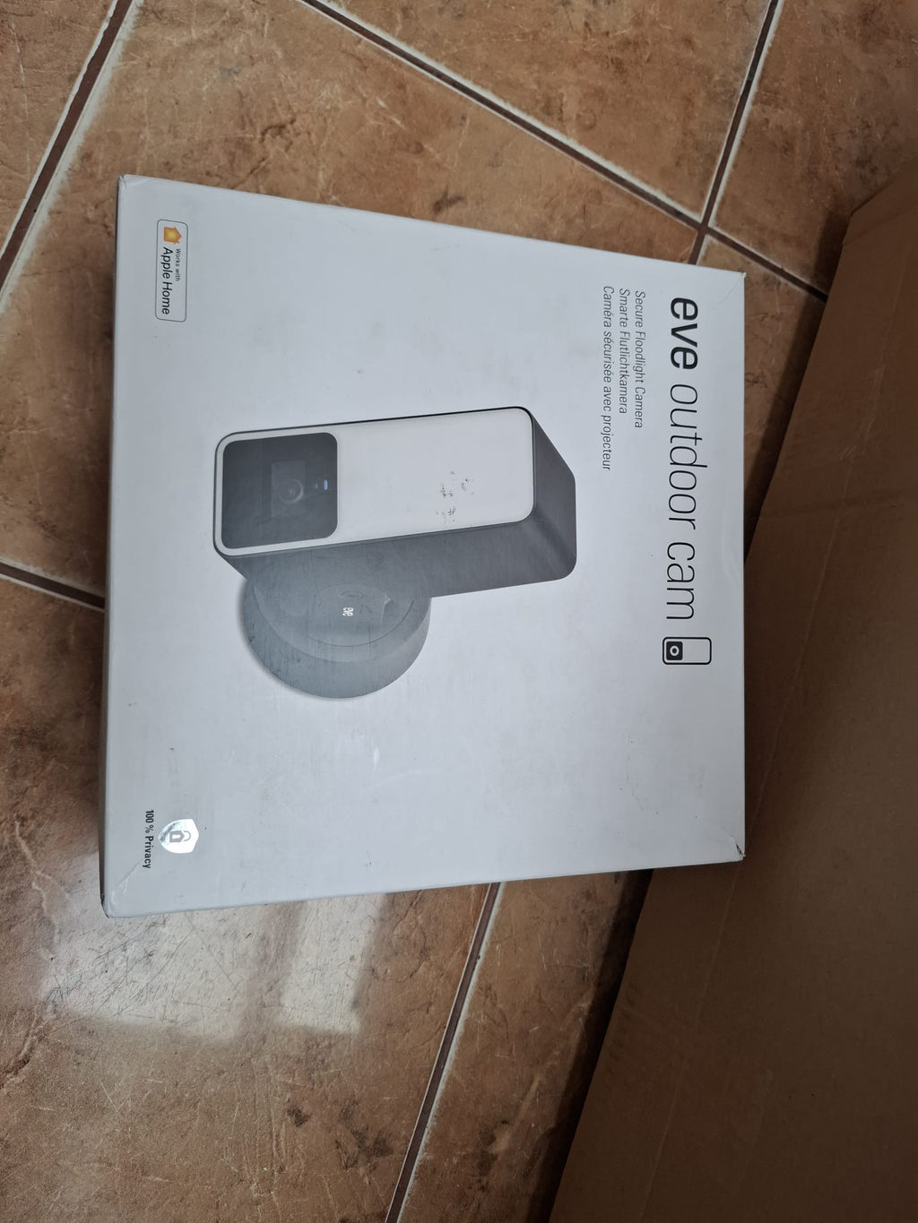 Cameră de supraveghere inteligentă de exterior Eve Outdoor Cam