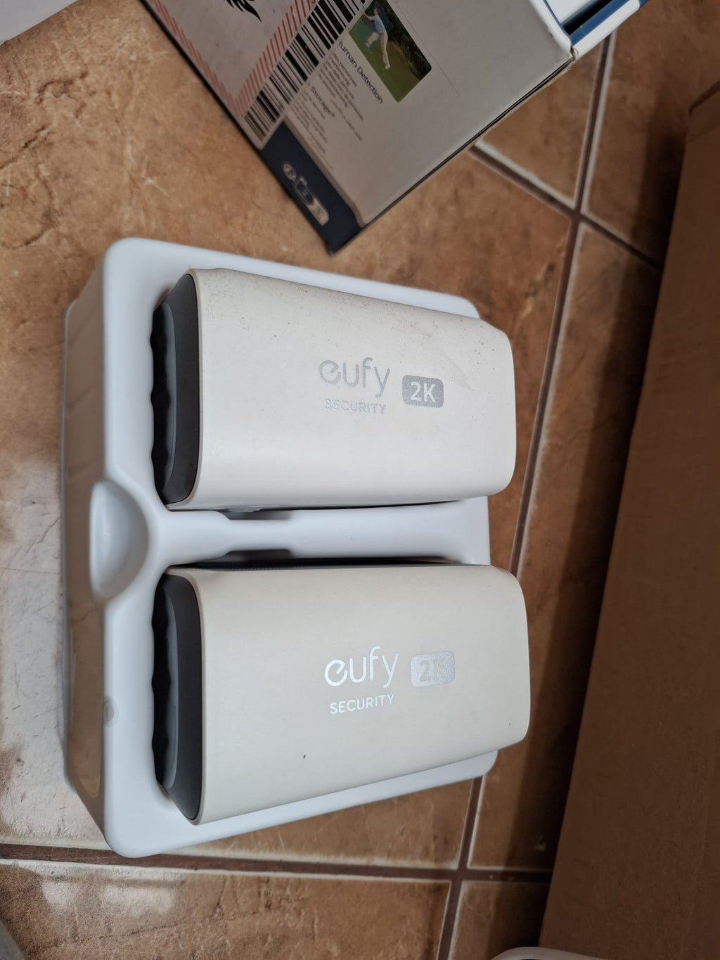 Cameră de supraveghere exterior eufy SoloCam S220, 2K, panou solar