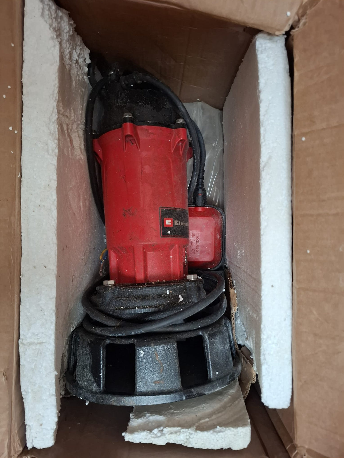 Pompă submersibilă pentru apă murdară cu tocător Einhell GE-DP 900 Cut, 900W