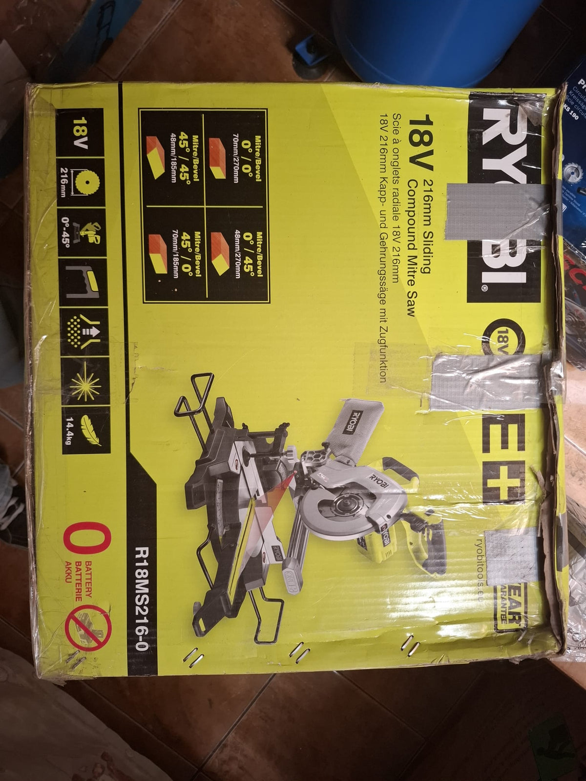Fierăstrău stationar culisant Ryobi ONE+ R18MS216-0, disc 216mm