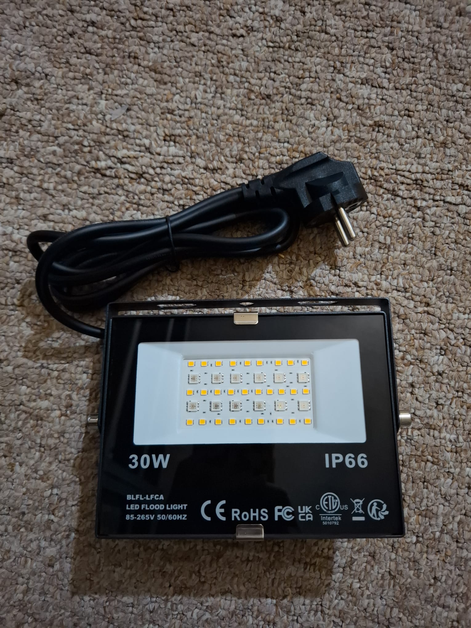 Proiector LED Smart Exterior 30W IP66 Lumina Calda Alb Rece RGB