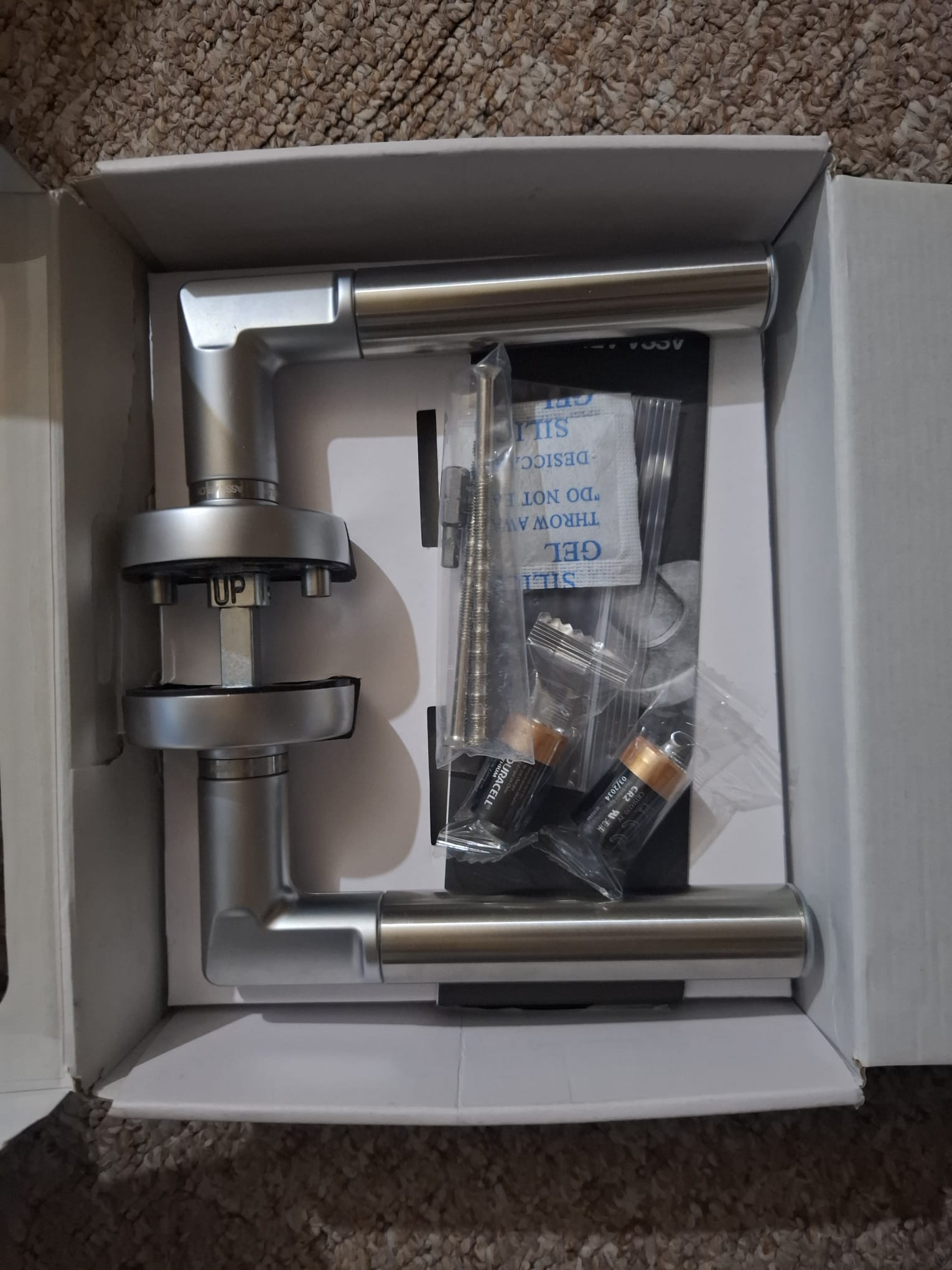 Mâner de ușă cu tastatură ASSA ABLOY D8812H000, argintiu
