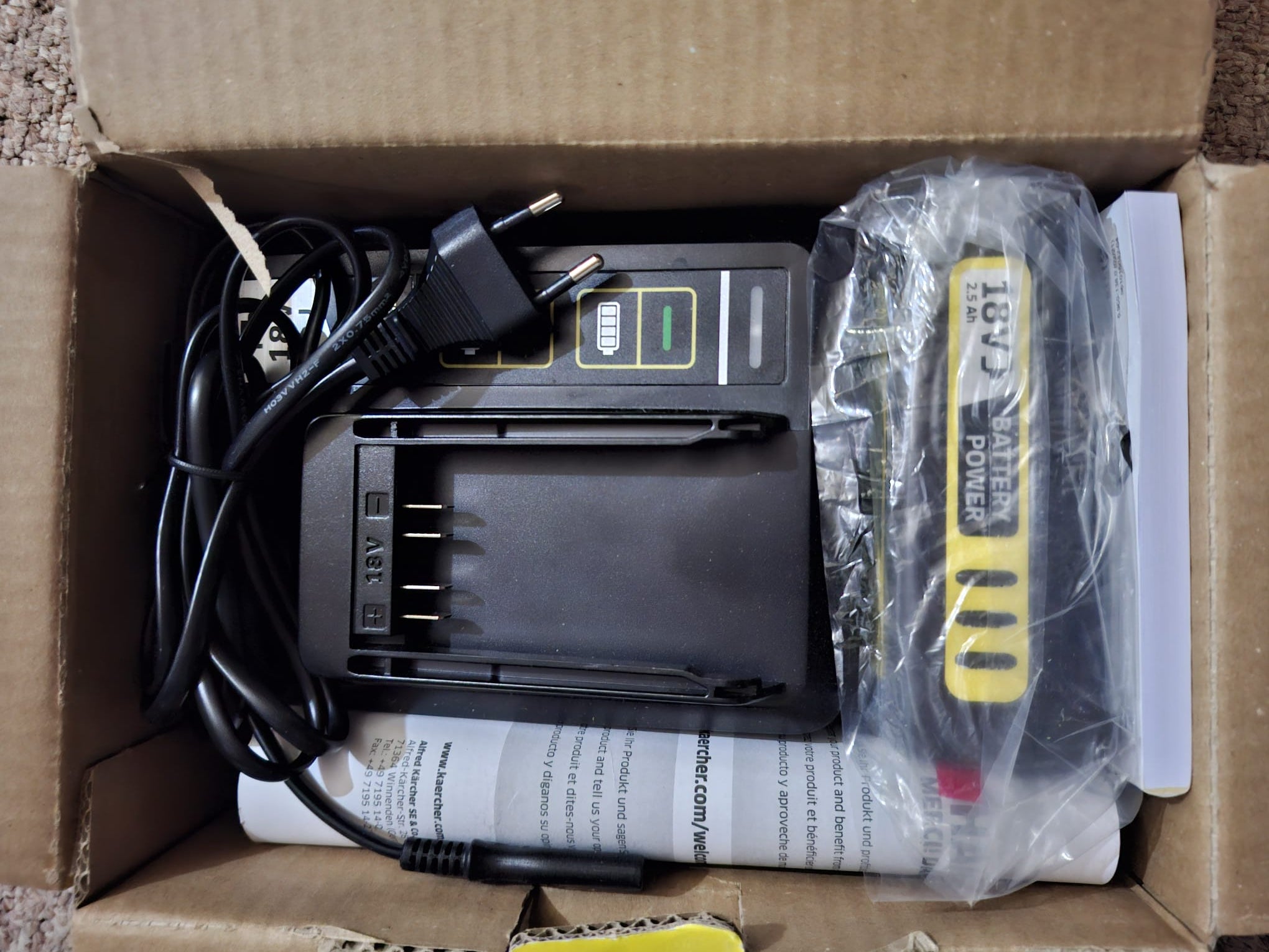 Kit de pornire Karcher 18V 18/25, baterie 18V/2.5Ah cu încărcător rapid