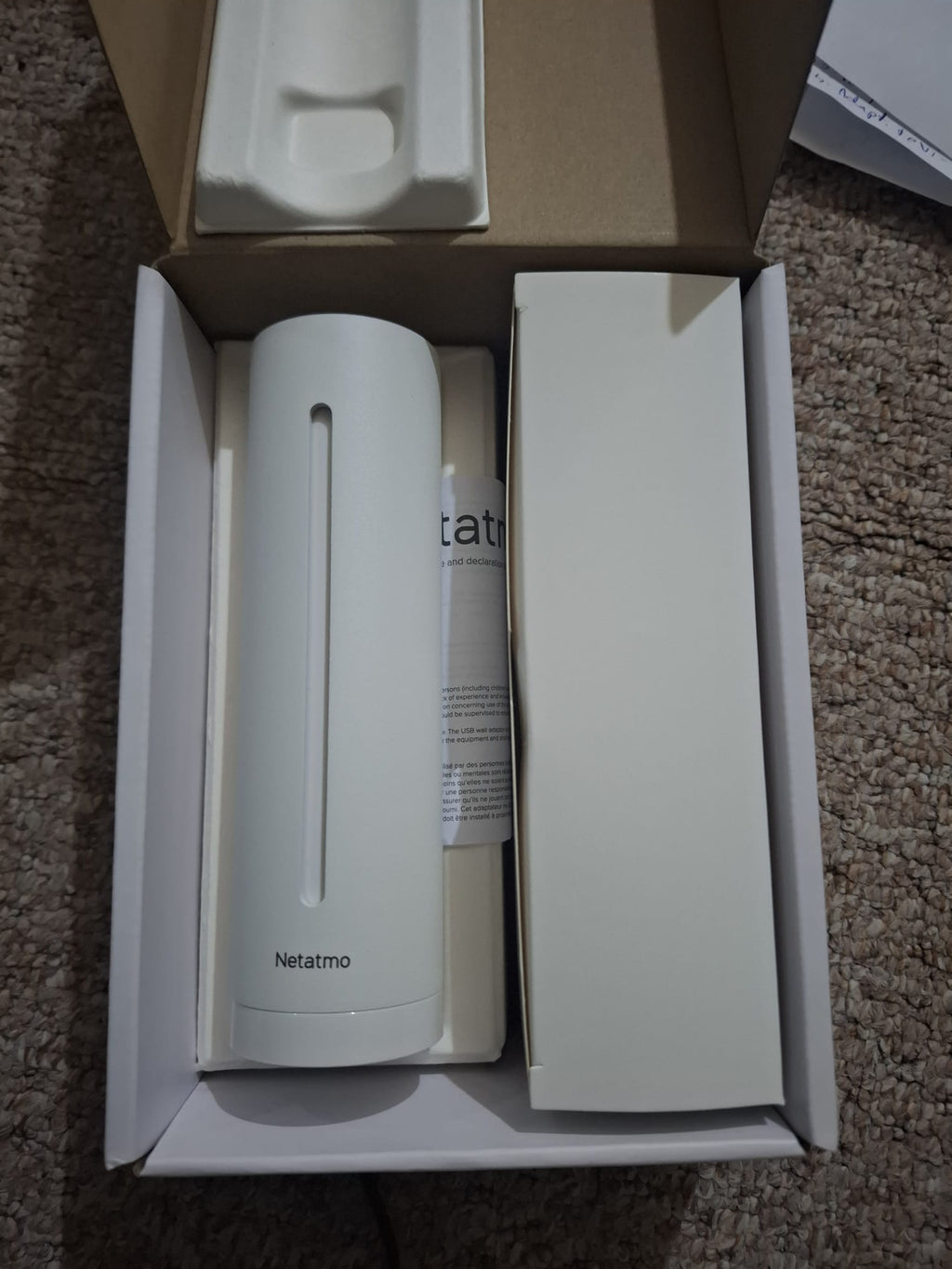 Senzor inteligent Netatmo pentru calitatea aerului din interior