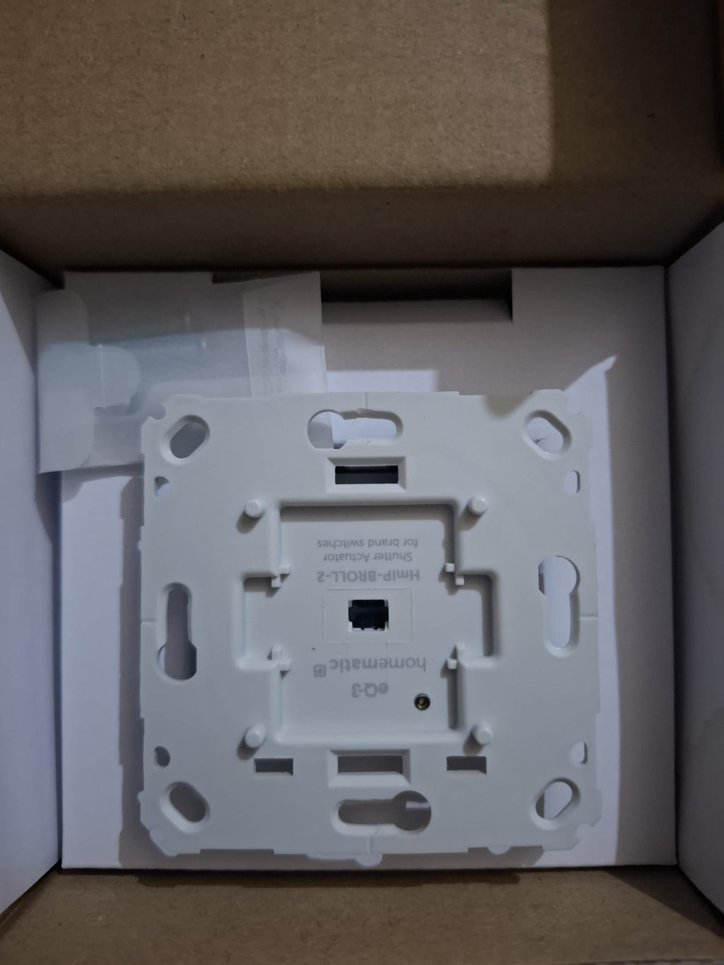 Actuator pentru rulouri Homematic IP Smart Home HmIP-BROLL-2