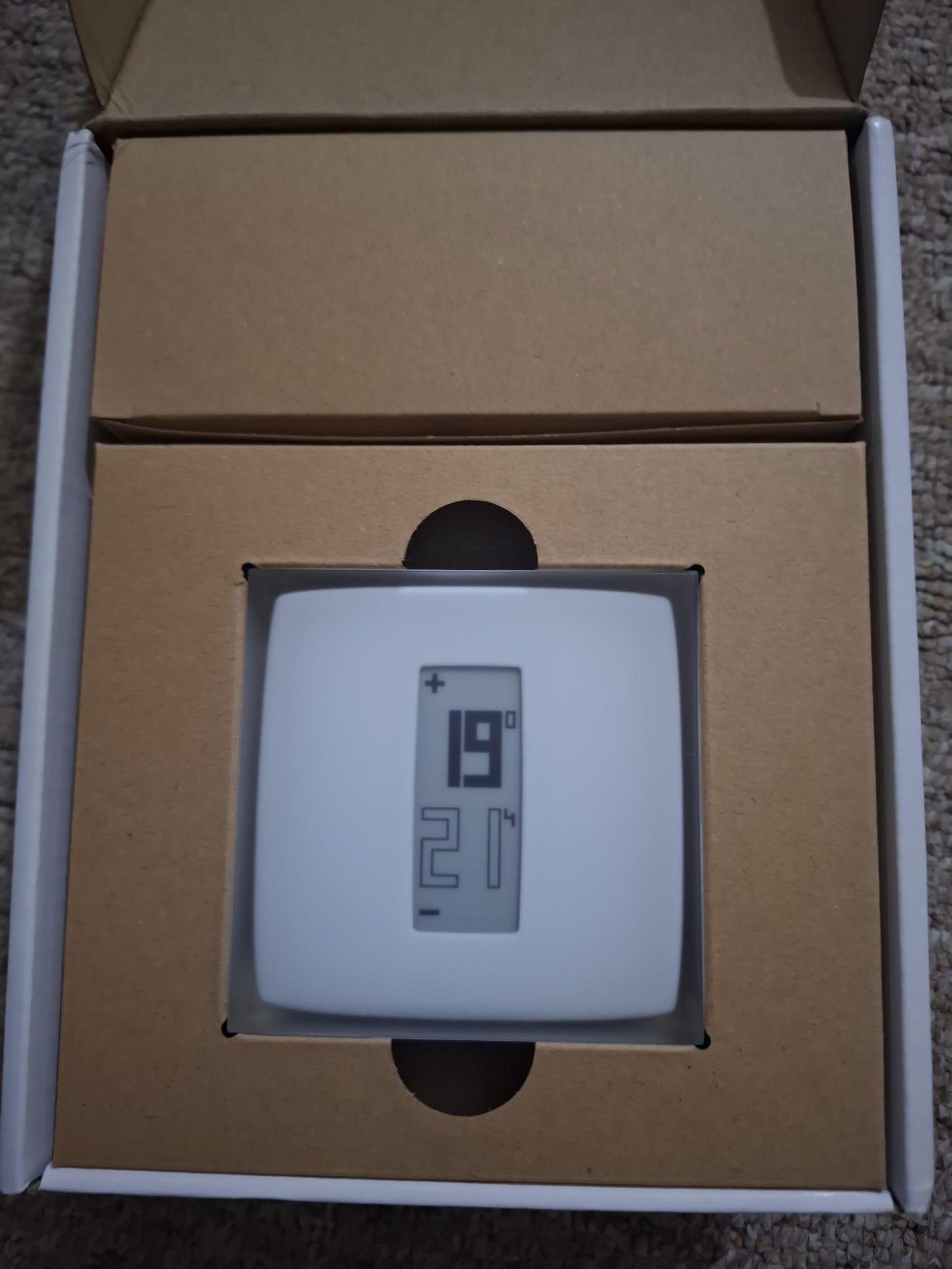 Termostat inteligent Netatmo NTH01-EN-EU