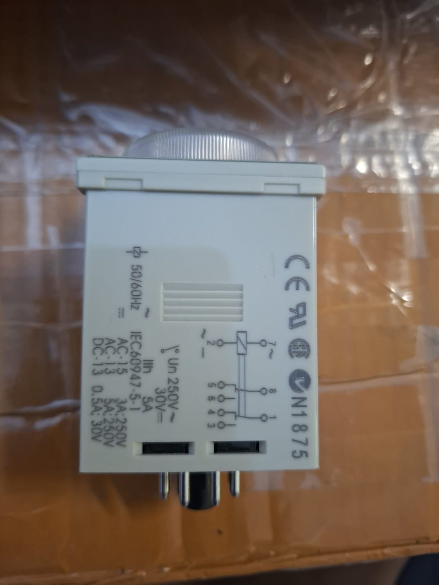 Releu de Timp Temporizator Omron H3CR-A8 100-240VAC 8 Pini