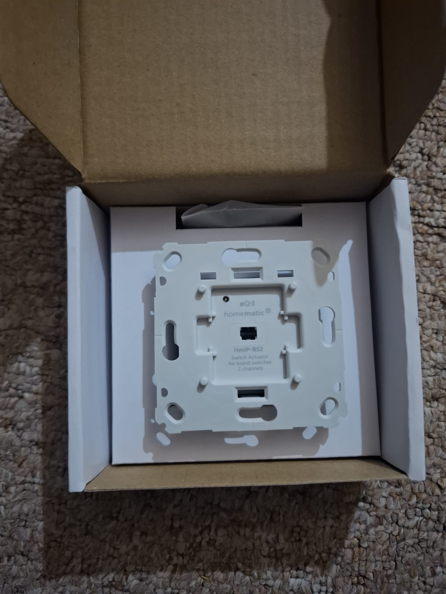 Actuator de comutare Homematic IP Smart Home 156757A0