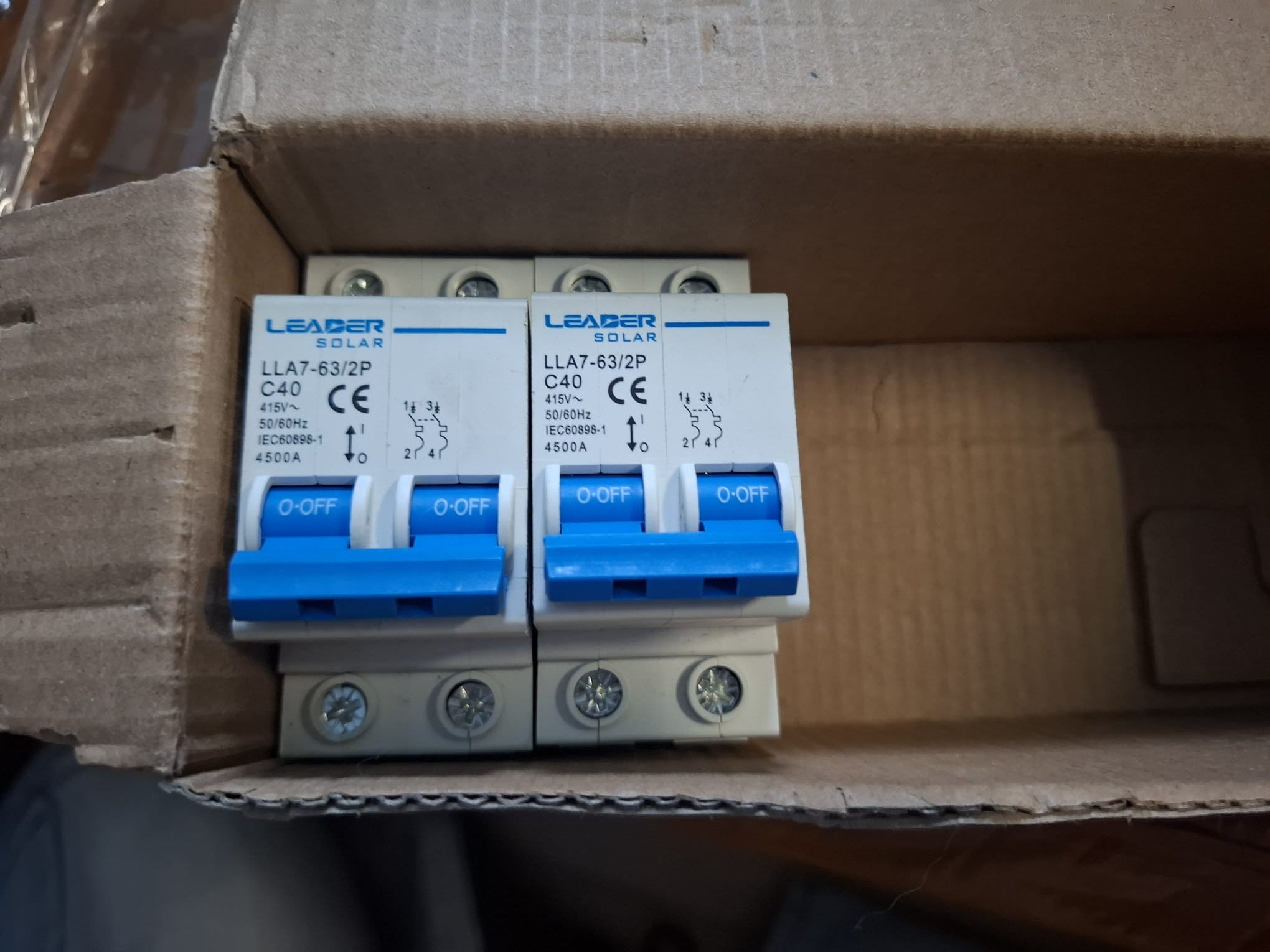 Set 2 Sigurante Automate Bipolare Leader Solar 2P C40 4500A LLA7-63