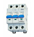 Intreruptor automat B32A/3 4,5kA BM418332